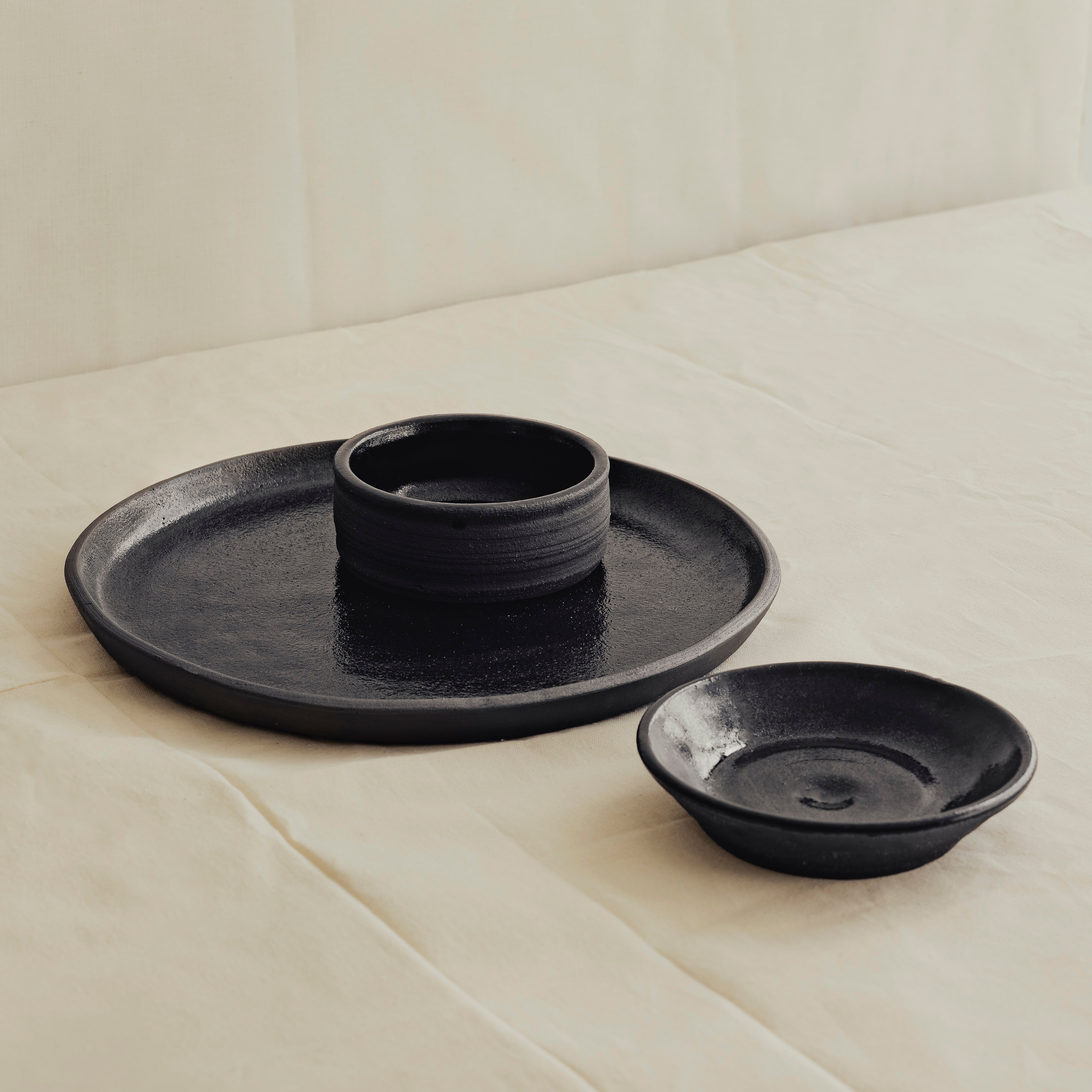 103 Black Glaze Ceramic Dessert Bowl